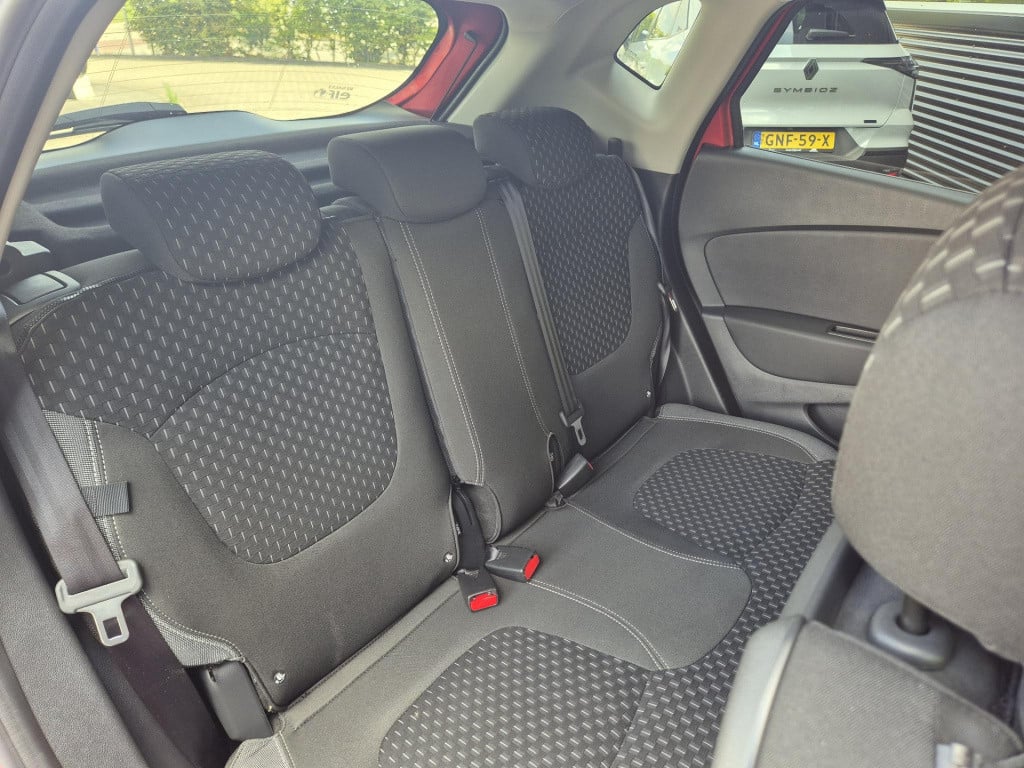 Renault Captur tce 120 edc automaat intens camera, android/apple auto, pack