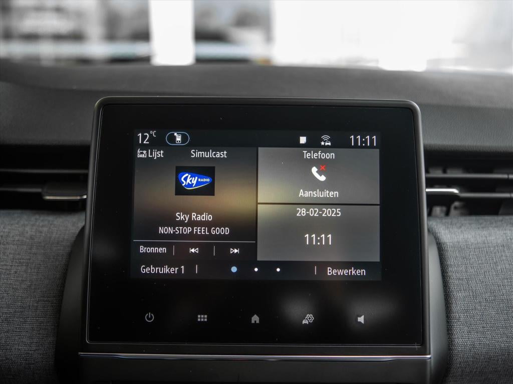 Renault Clio 1.0 tce 90 gpf evolution | parkeer sensoren | airco | aple car