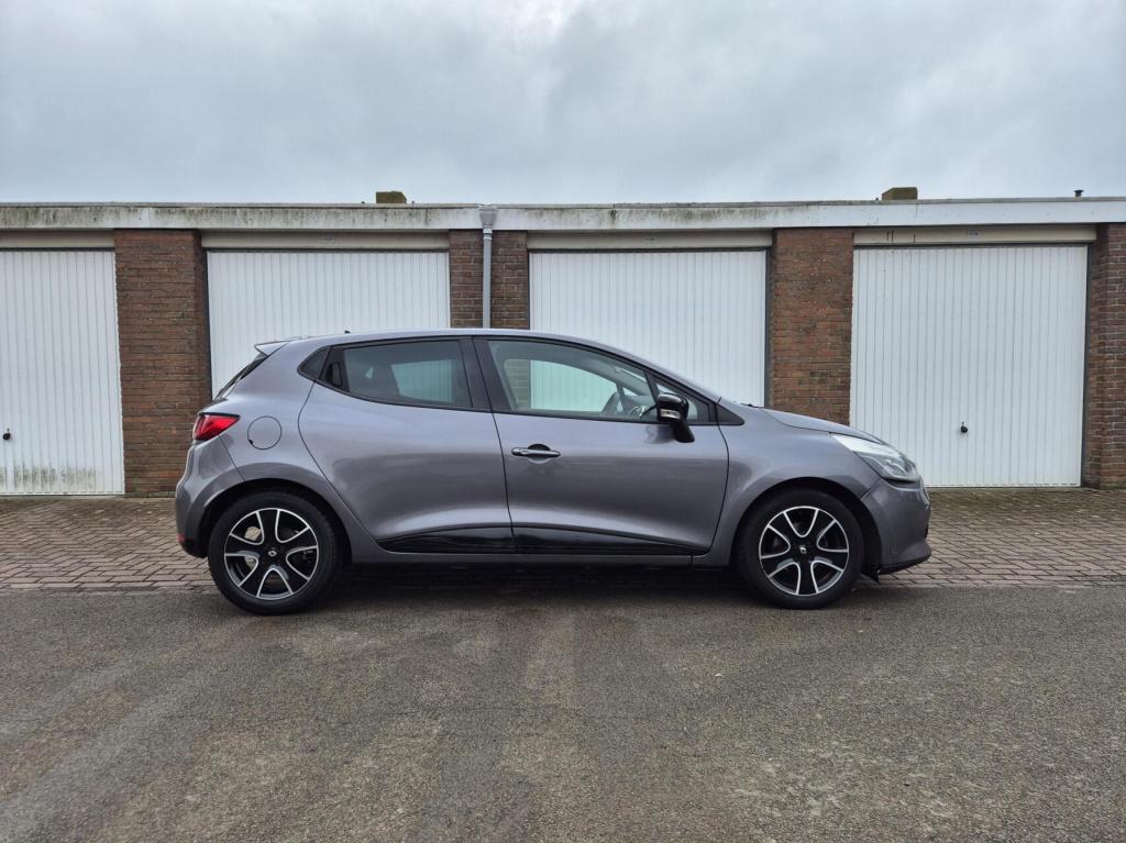 Renault Clio 0.9 tce expression / origineel nl / airco / cruisecontrol