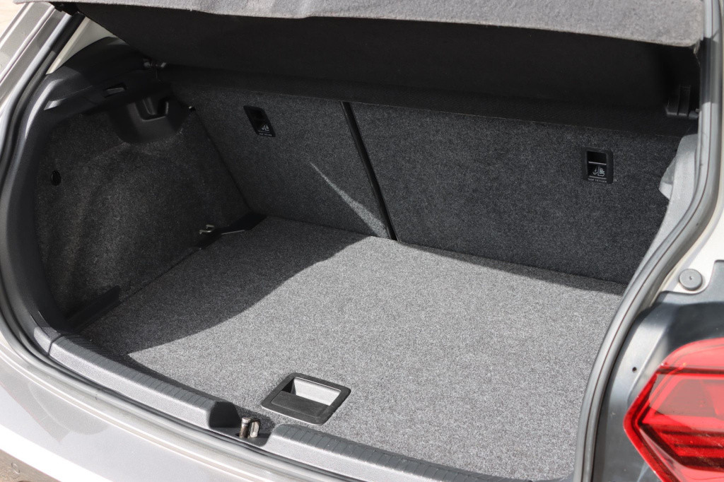 Volkswagen Polo 1.0 tsi highline