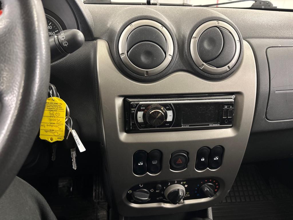 Dacia Sandero Stepway 1.6-Hoogzitter-Airco-trekhk-stuurbekr-nw.apk-2800,=