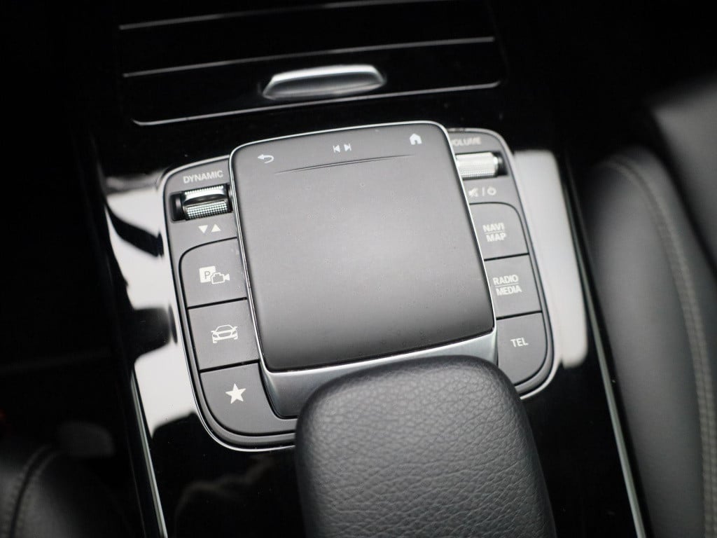 Mercedes-Benz A-Klasse 250 e business line | automaat | lmv | half leder | 