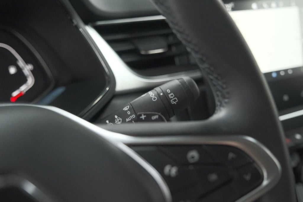 Renault Captur mild hybrid 140 edc techno | navigatie | camera | parkeersen