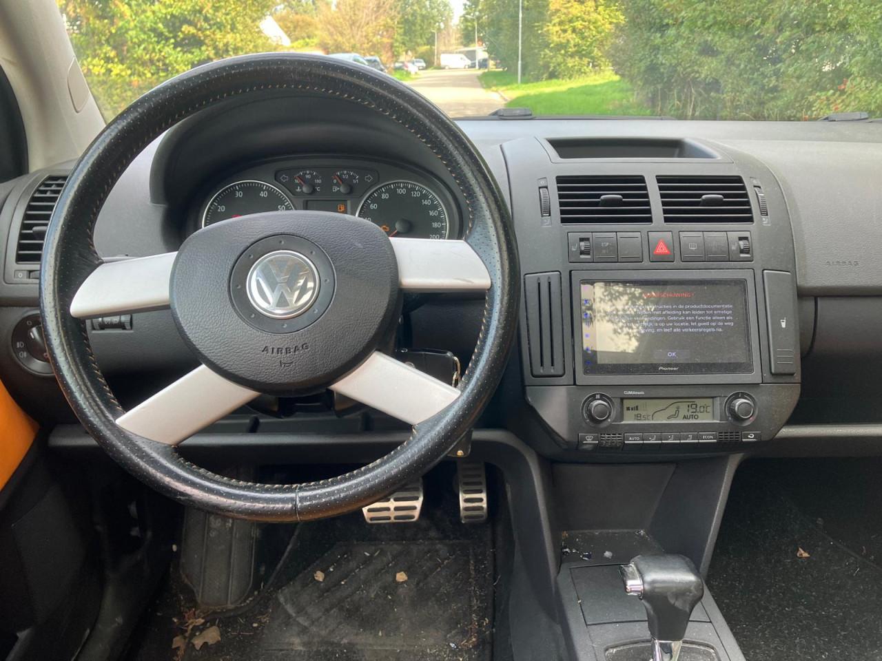 Volkswagen Polo 1.6 Cross Automaat