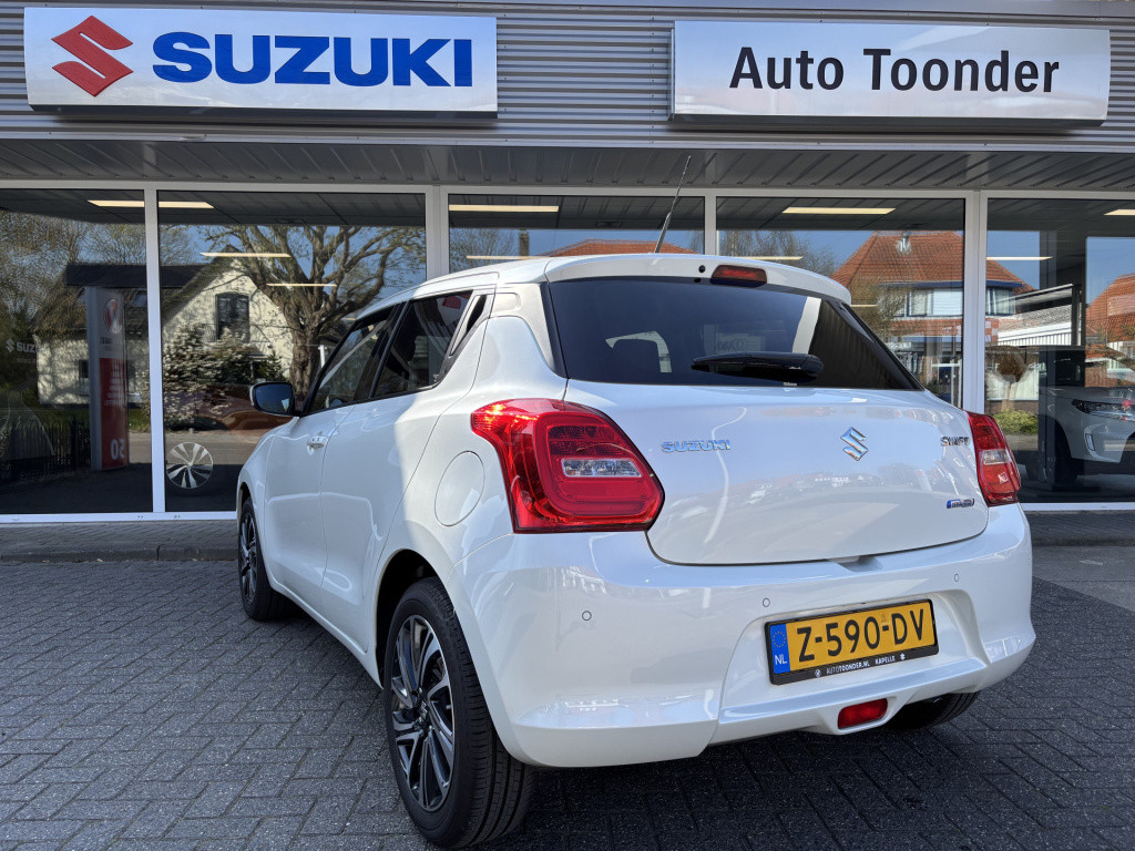Suzuki Swift 1.2 style smart hybrid