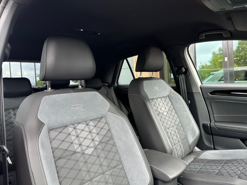 Volkswagen T-roc 1.5 tsi 150pk dsg r-line | camera | keyless | elek. achter