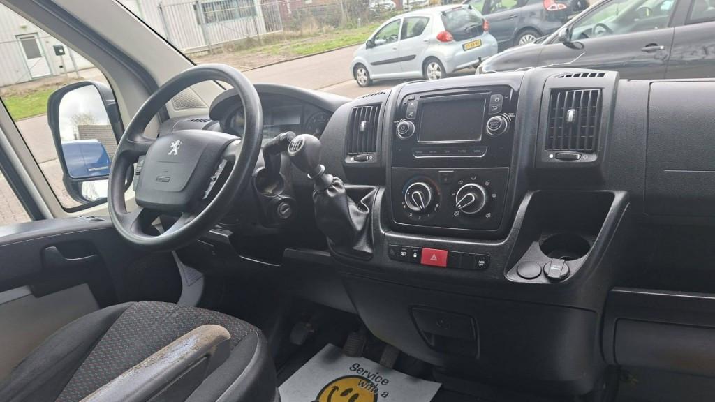 Peugeot BOXER 330 2.2 e-HDI L1 H1 XRbj:2015 airco luchtvering i.z.g.st