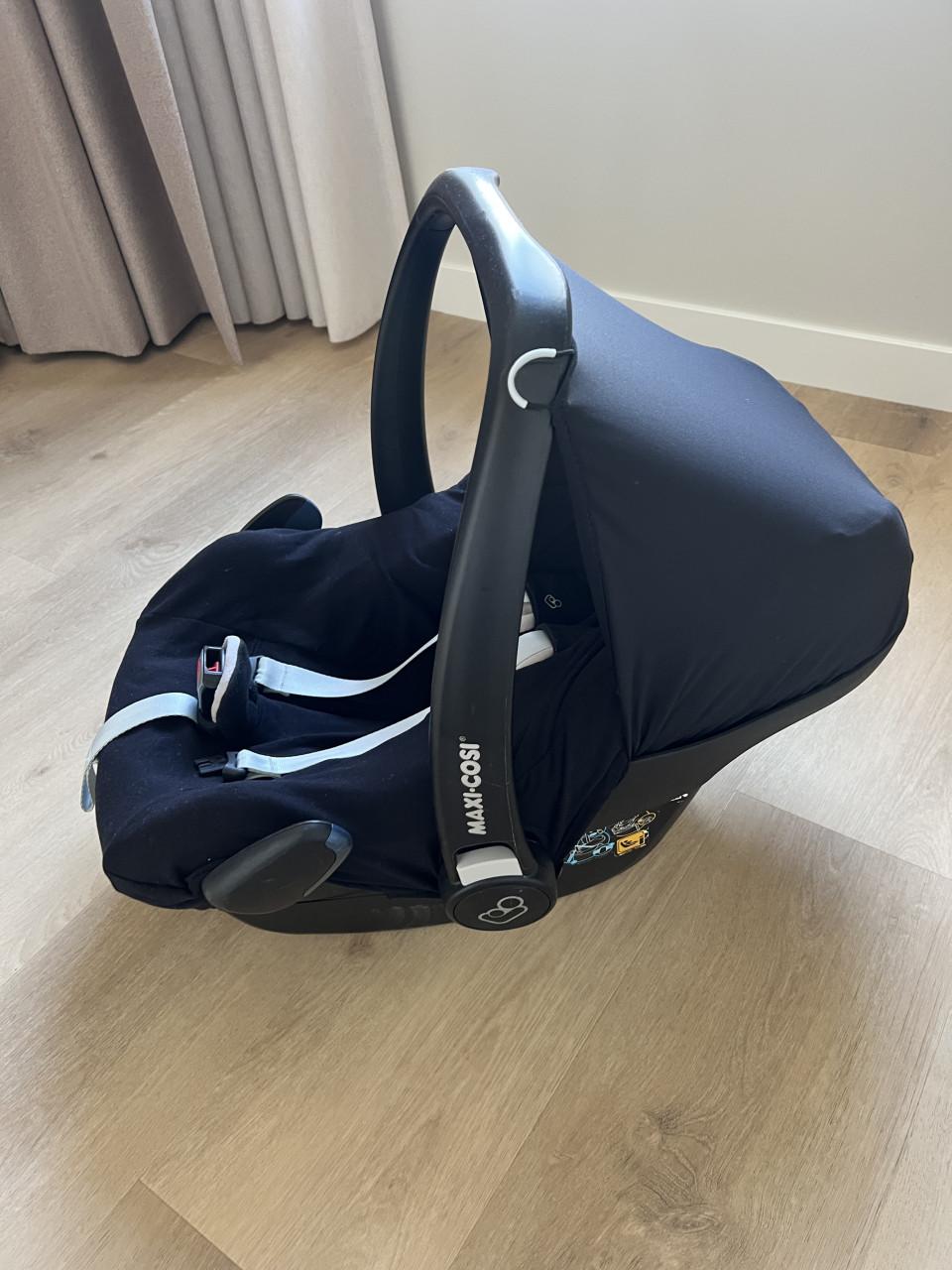 Maxi-Cosi Pebble Plus + 2WayPearl autostoel + 2WayFix Isofix Base