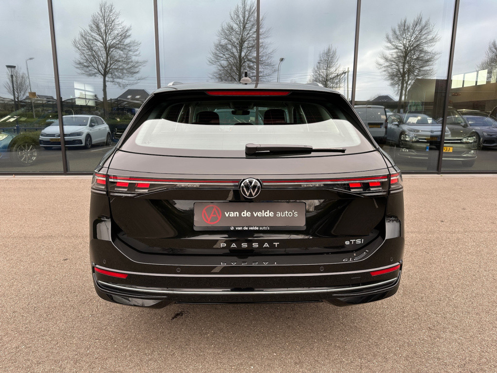 Volkswagen Passat variant 1.5 etsi 150pk elegance | alcantara | head up | c