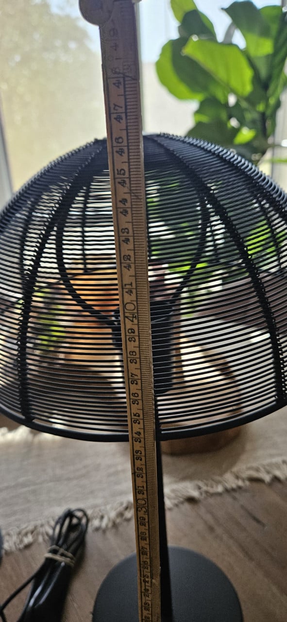 Lamp. Schemerlamp.