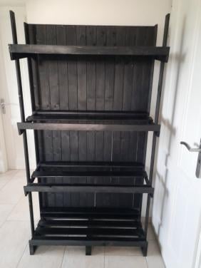 Zwart rek 40 x 100 x 180H (in goede staat )