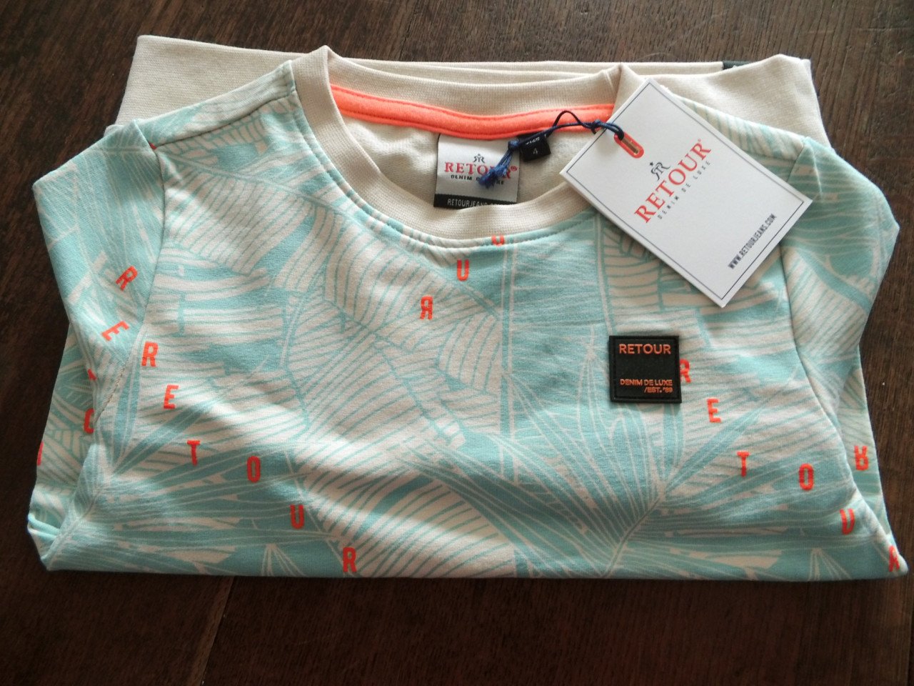 Shirt van Retour maat 116.