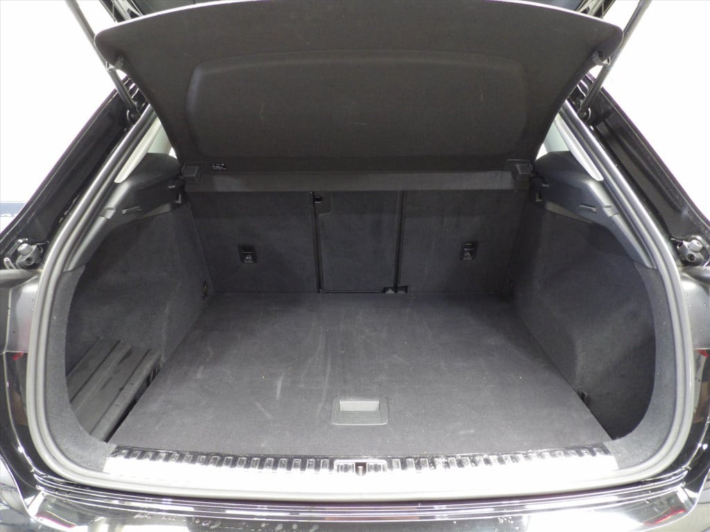 Audi Q3 35 tfsi 150pk s tronic advanced exterieur