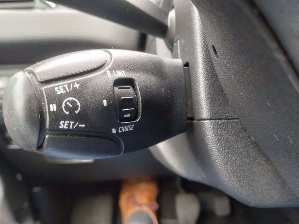 Peugeot 208 1.2 vti urban soul