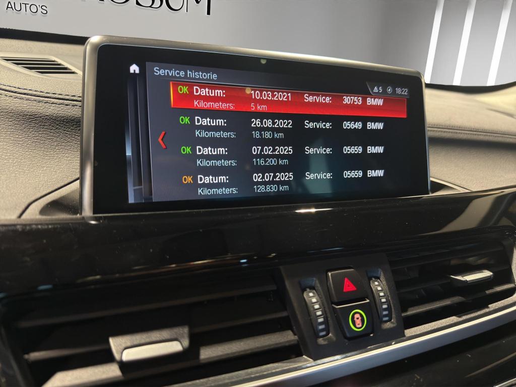 BMW X1 xdrive25e high executive x-line panorama | leder | sportstoelen | le