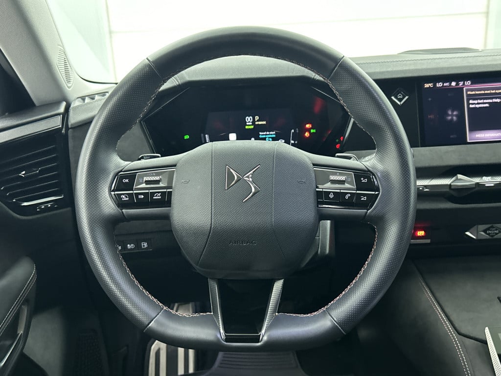 Ds Ds 4 e-tense performance line+ | rijklaar | trekhaak achter |