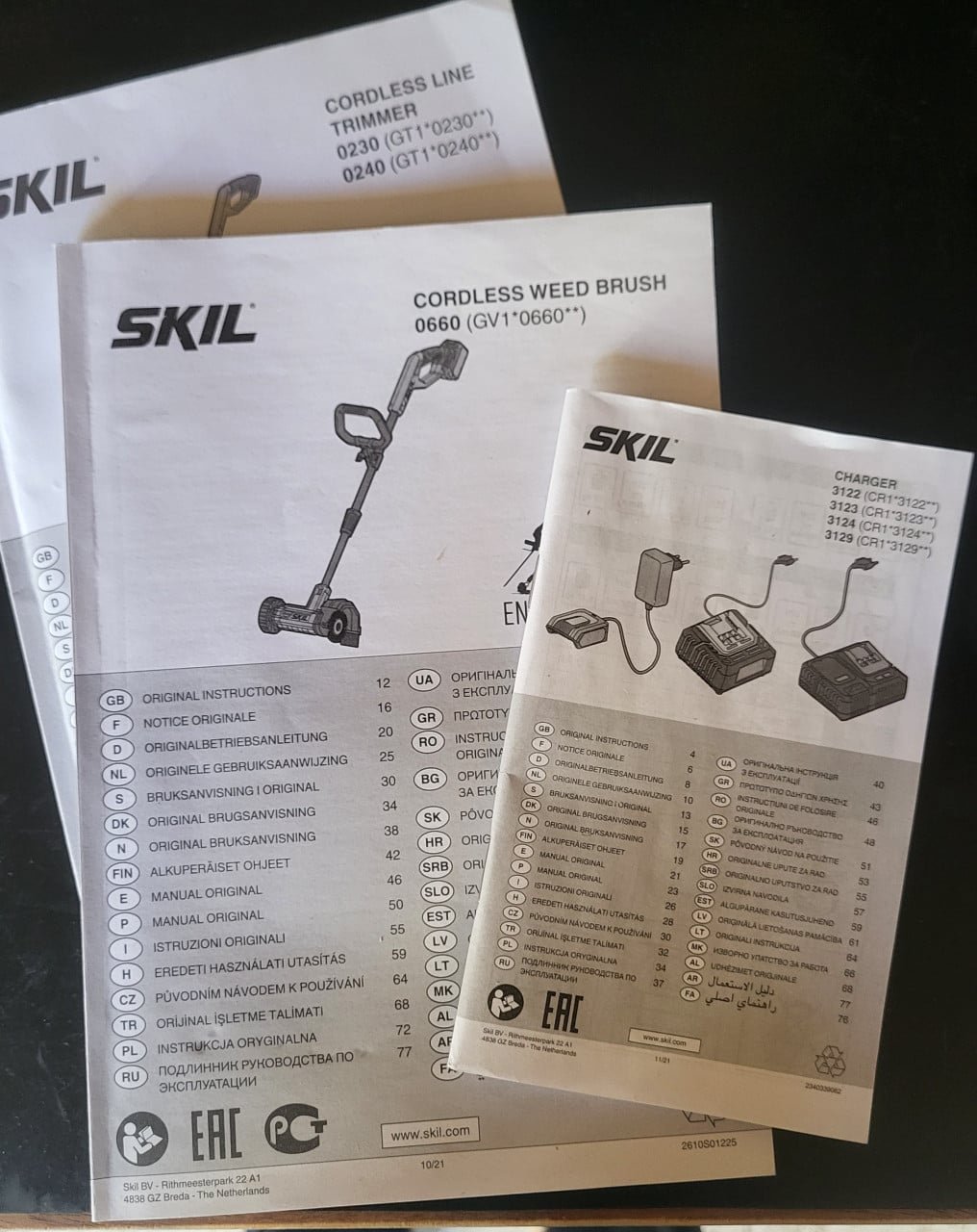 Skil onkruidborstel en grastrimmer kantenmaaier op accu