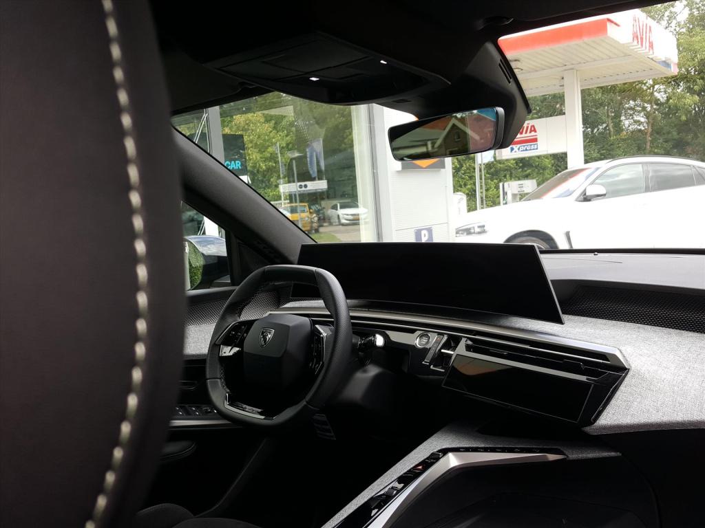 Peugeot E-3008 ev 73 kwh 210pk gt avantage apple carplay & android auto | n