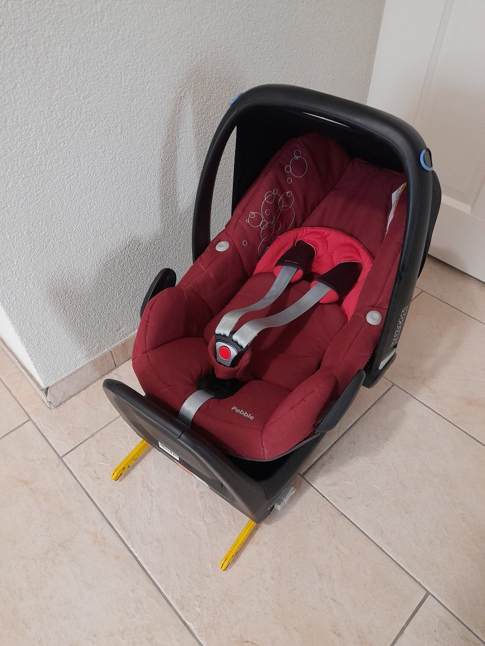 Maxi Cosi Pebble Plus + 2Way Pearl + Isofix base 2wayFix