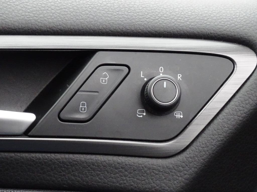 Volkswagen Golf 1.0 tsi comfortline excecutive | navi | apple carplay/andro