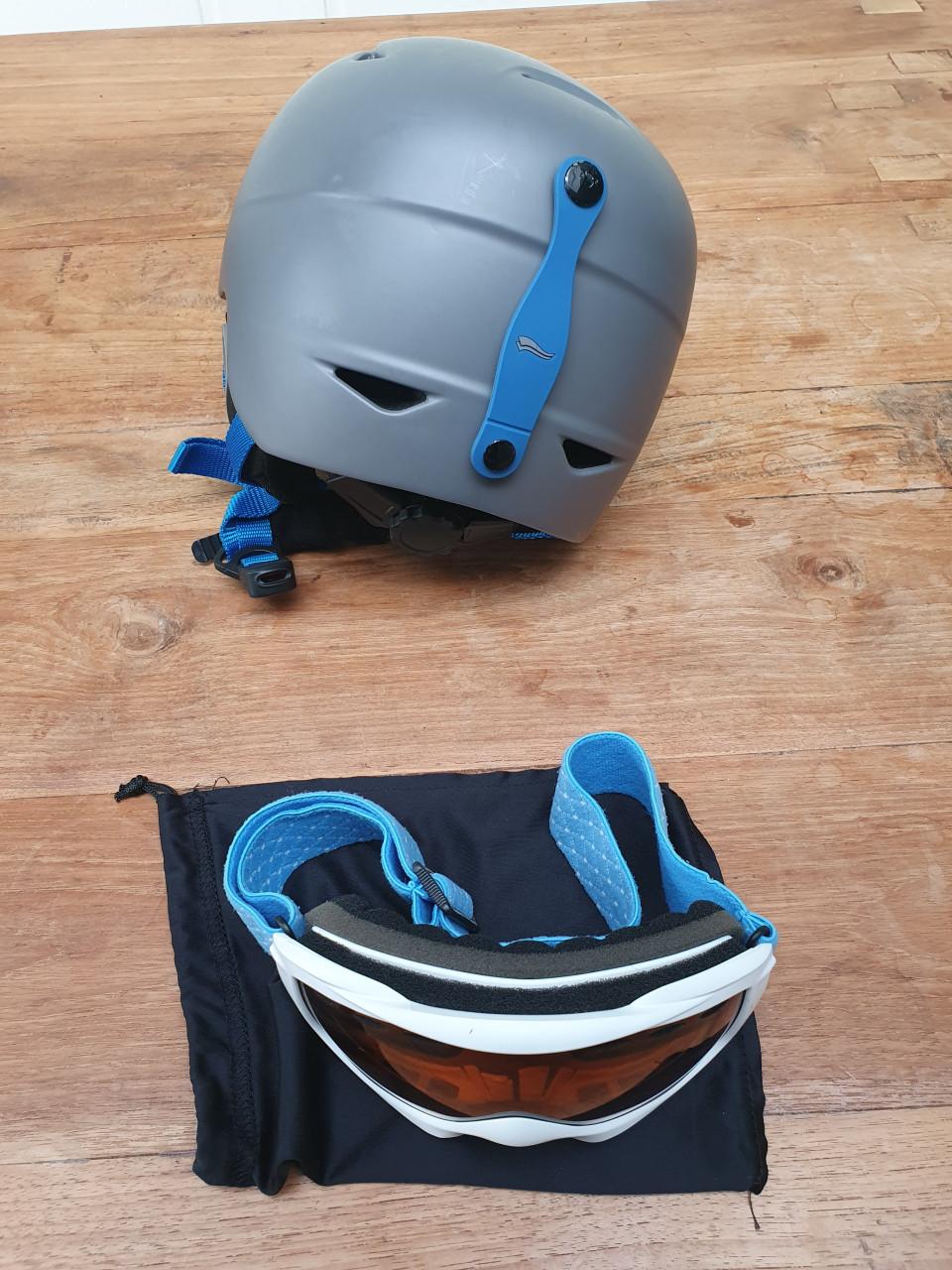 Skiehelm met bril (kind)