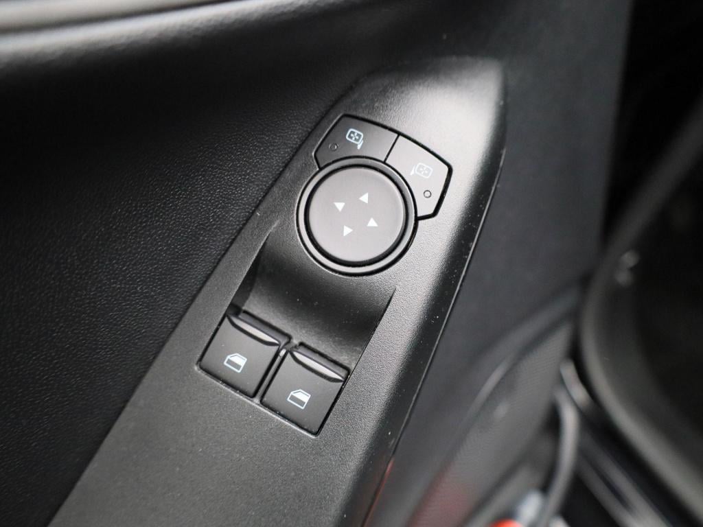 Ford Fiesta 1.0 ecoboost connected navigatie - cruise control - apple carpl