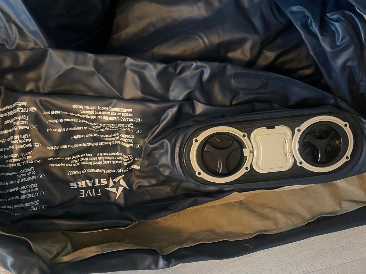 Electrisch opblaasbaar matras