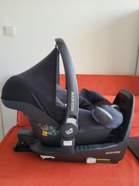 Maxi Cosi Rock + Isofix base Familyfix 2