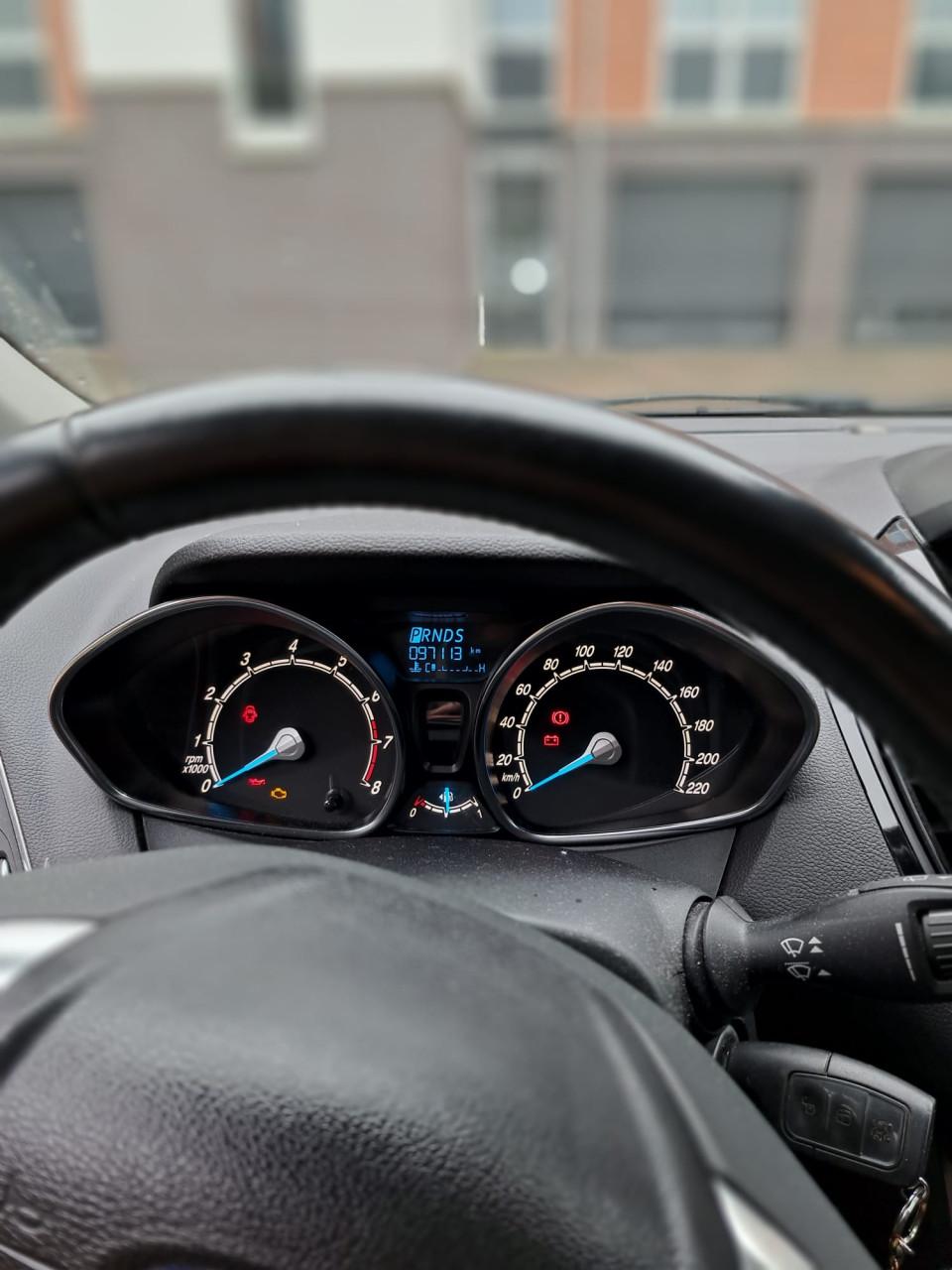 Mooie goed onderhouden Ford B-max