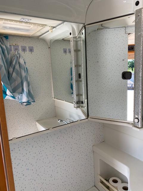 Hymer B544