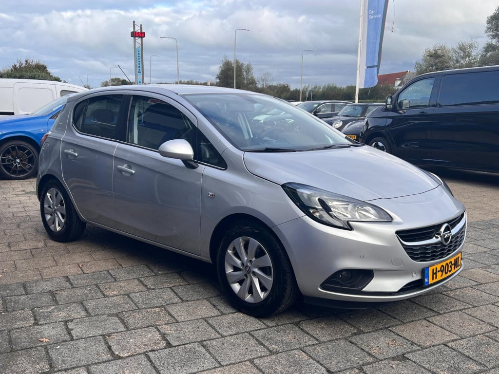 Opel Corsa 1.4 120 jaar edition, carplay, trekhaak enz. enz...