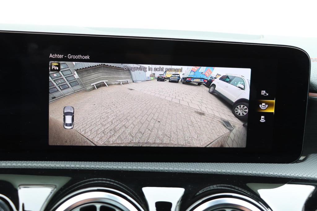 Mercedes-Benz Cla 200 amg line 163pk