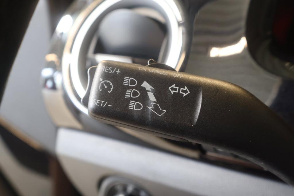 Volkswagen UP! 1.0 high up! bluemotion nl auto, airco, cruise controle, pdc