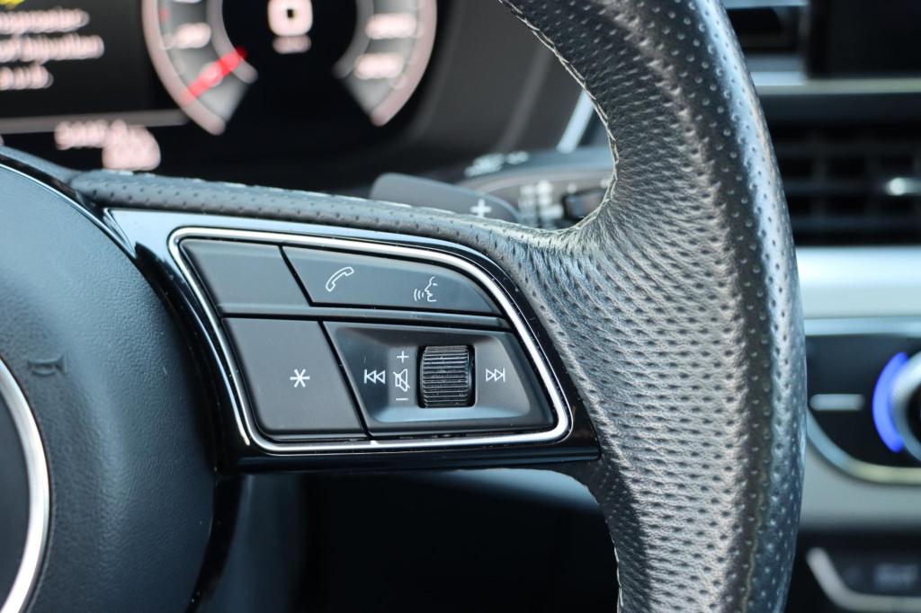 Audi A4 limousine 40 tfsi 204pk s tronic s edition