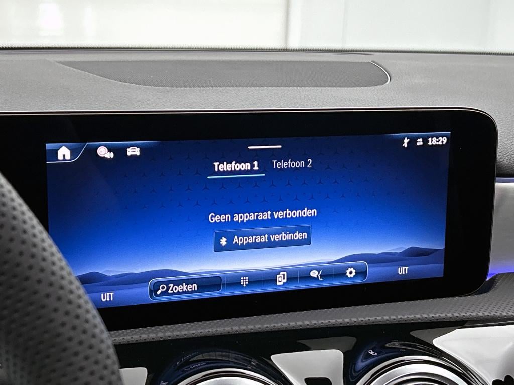 Mercedes-Benz A-Klasse 250 e business solution amg | amg line plus pakket |