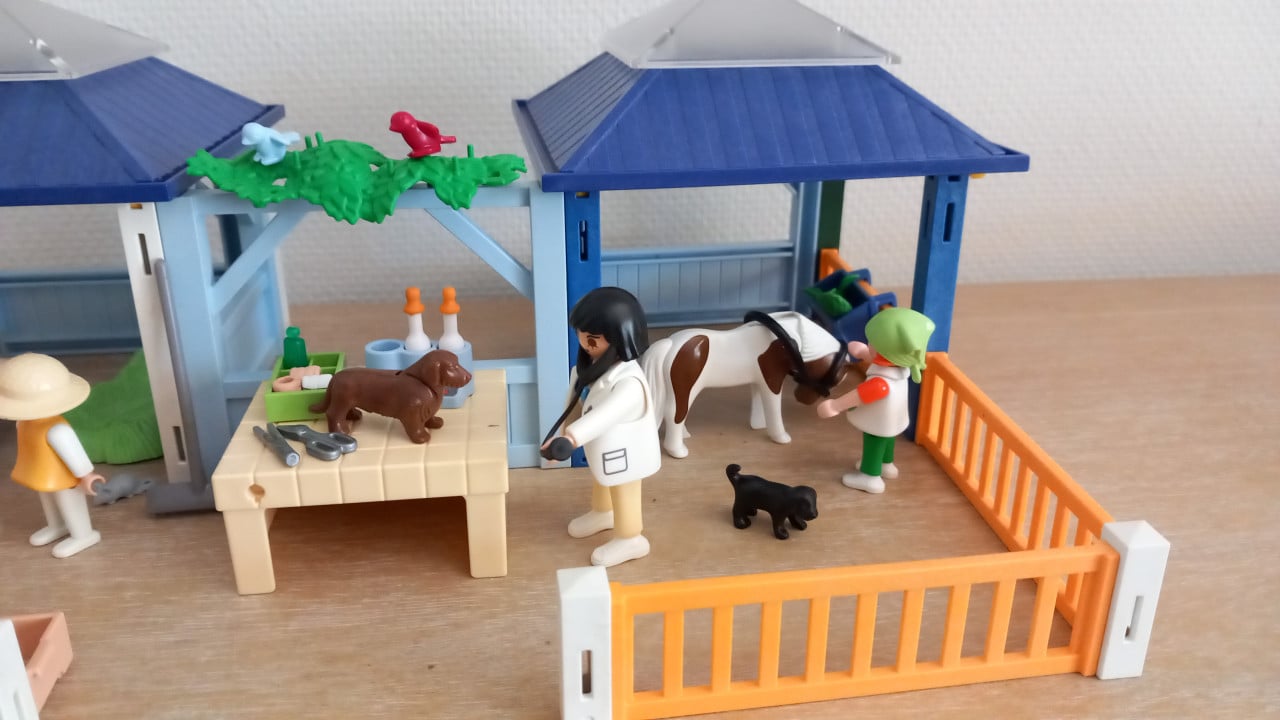 Playmobil kinderboerderij met dierenarts