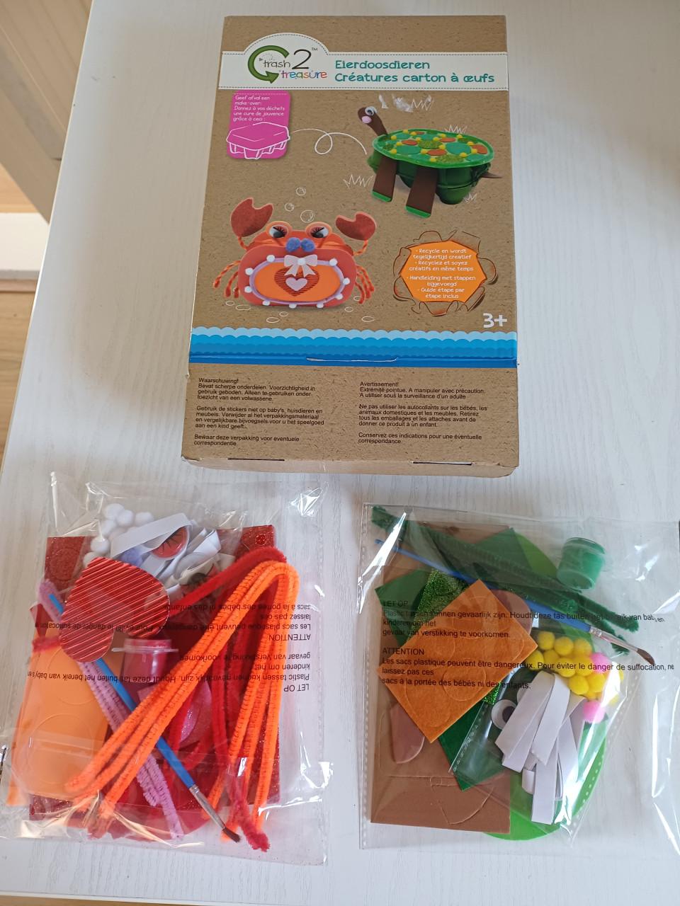 Speelmais - eierdoosdieren - scratch art  alles nog geseald .