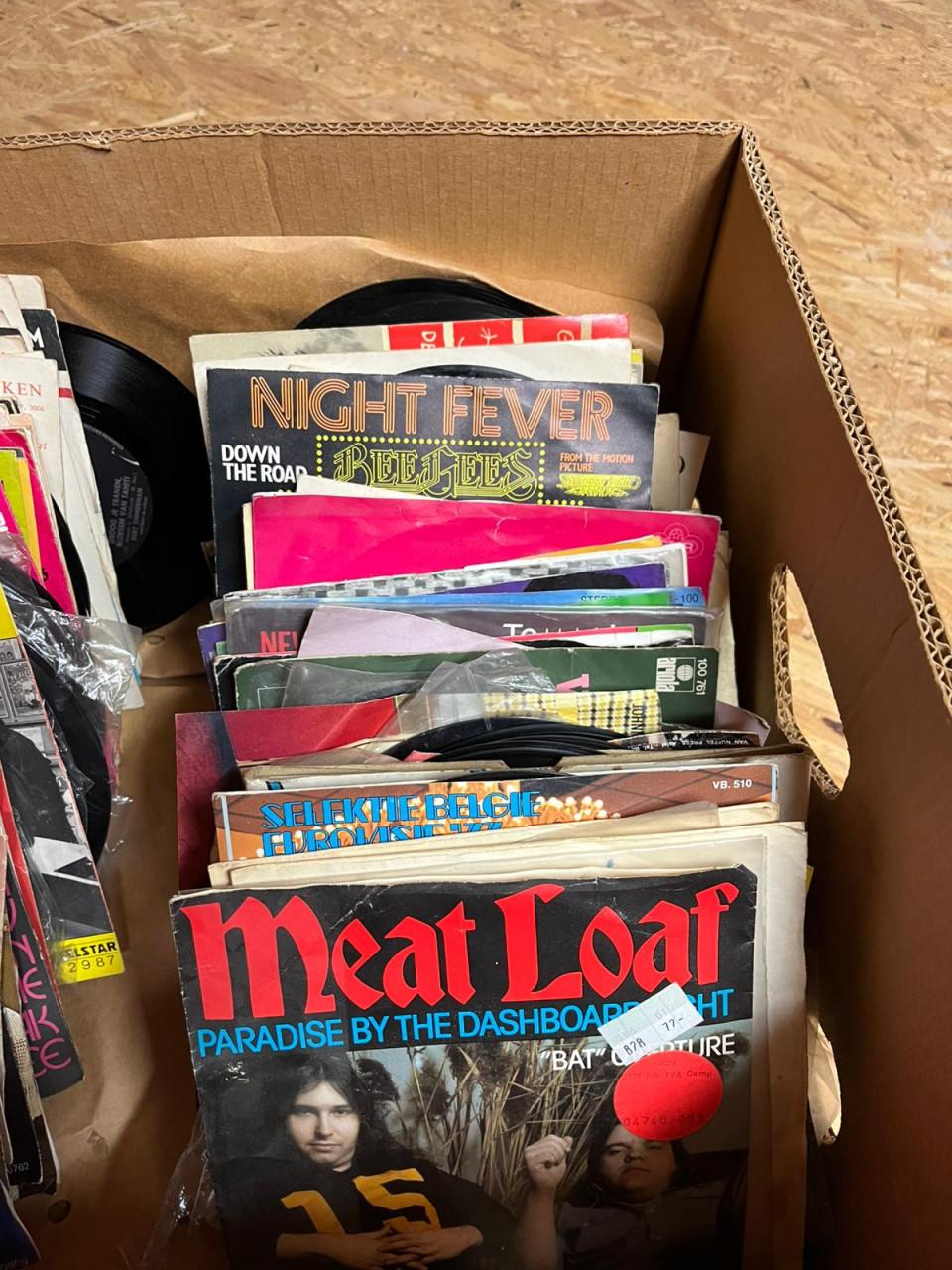 Doos met ca. 230st singles 7 inch