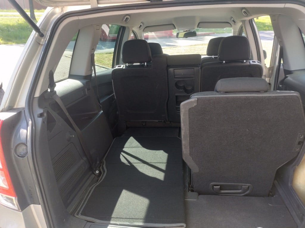 Opel Zafira 1.8i cosmo | 7-persoons