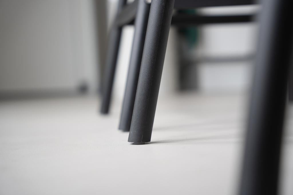 Lava Gietvloer krasvast!