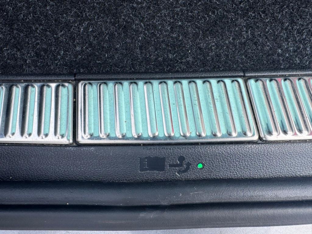 Skoda Superb combi 1.4 tsi iv business edition plus