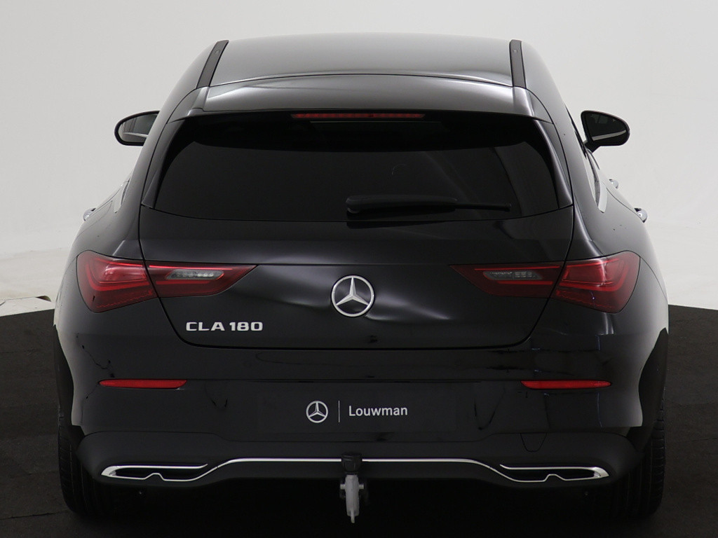 Mercedes-Benz Cla shooting brake 180 star edition luxury line | trekhaak | 
