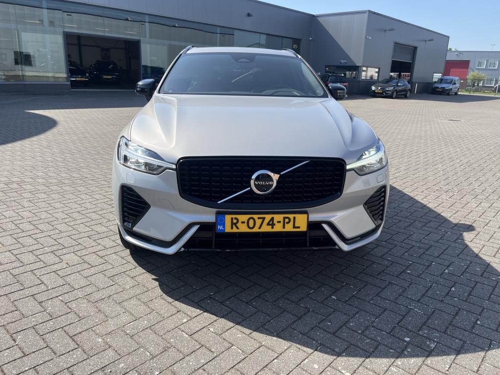 Volvo XC60 2.0 t6 plug-in hybrid awd r-design
