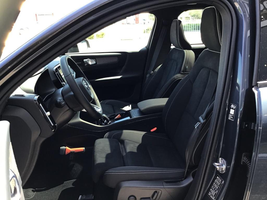 Volvo Ex40 extended range ultra dark europa