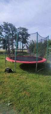 Trampoline