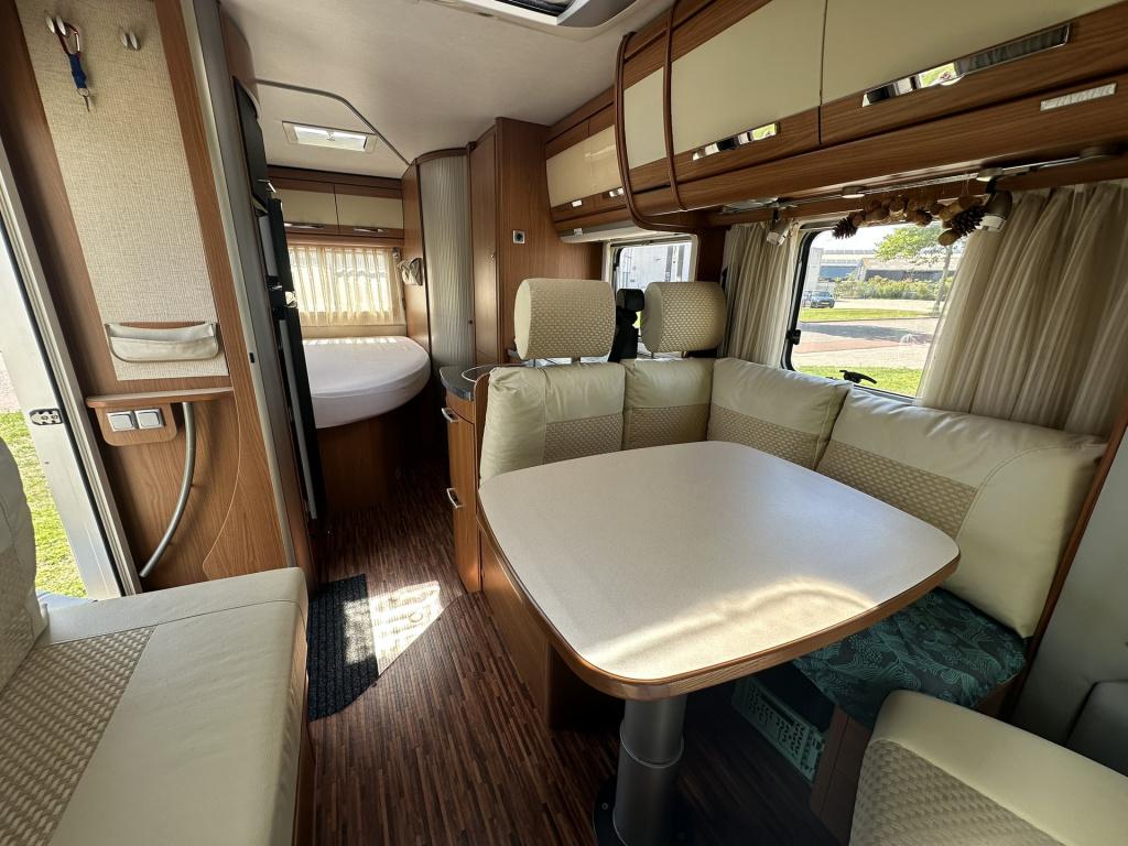 Hymer Onbekend t 654 sl gold editie - inclusief stalling dit seizoen -zater