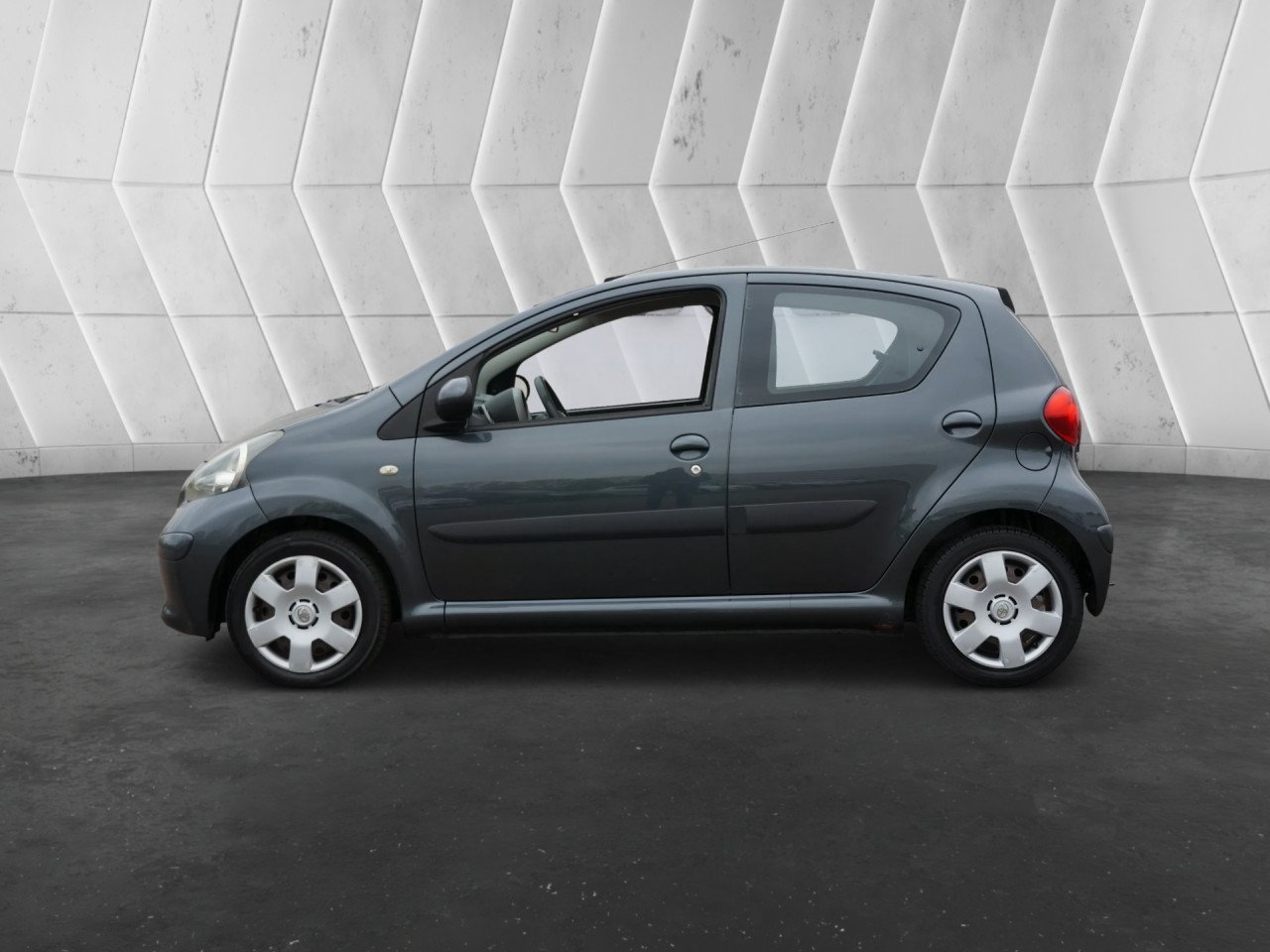Toyota Aygo 1.0-12V + rijklaar incl garantie