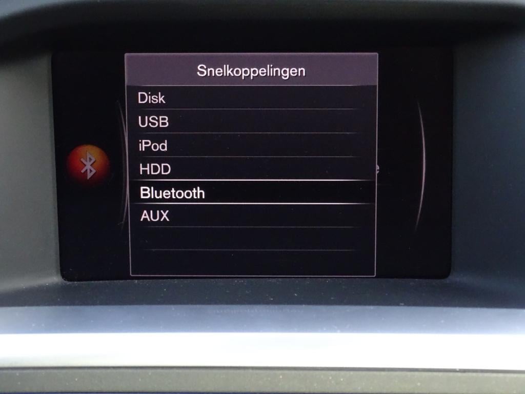 Volvo V60 2.0 t4 business sport r-design | leder | pano | trekhaak
