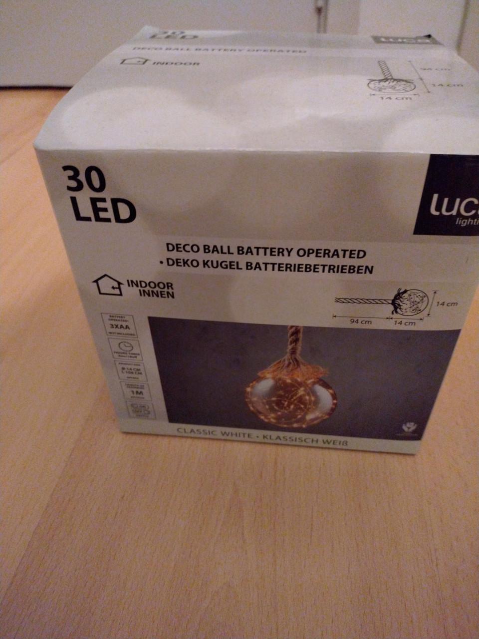 Verlichte glazen kerstbal