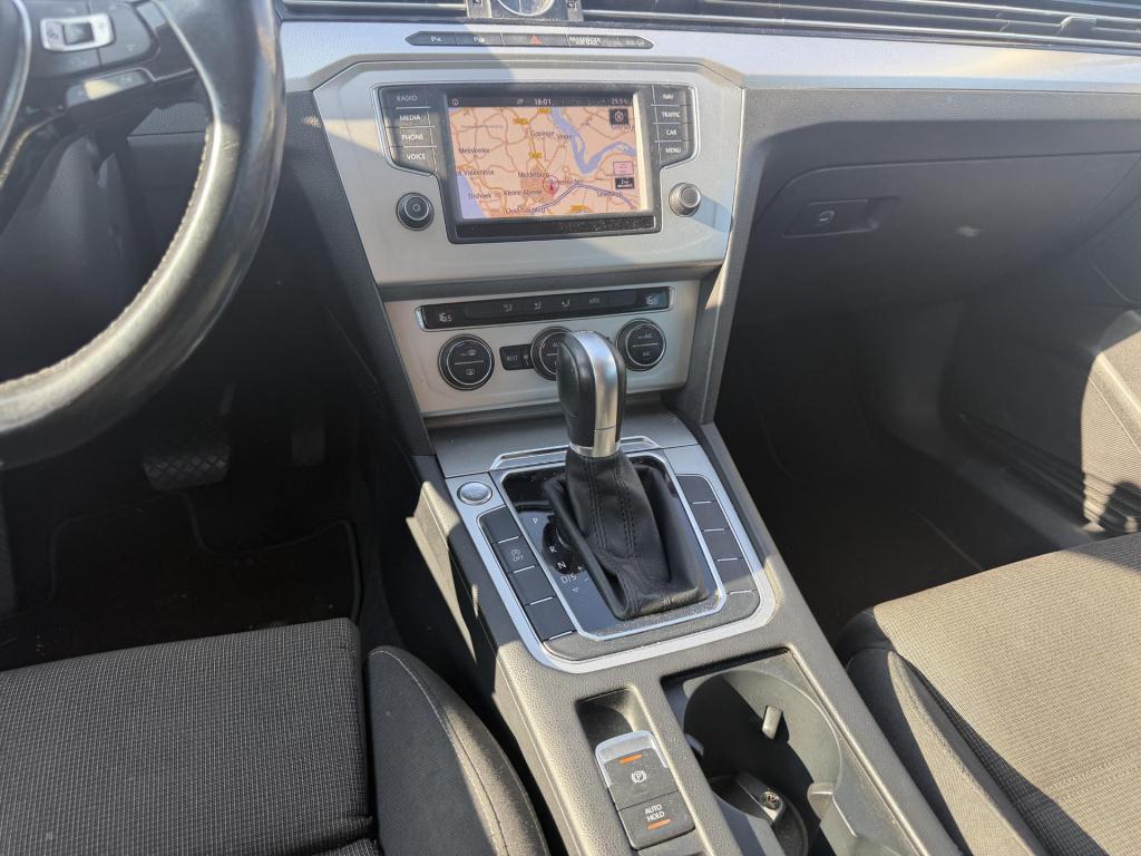Volkswagen Passat variant 1.6 tdi comfortline automaat clima camera acc